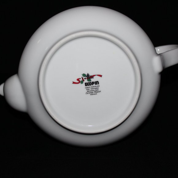 Kopin Christmas Pleasure Teapot | Vintage Christmas Tea Pot - Picture 9 of 12